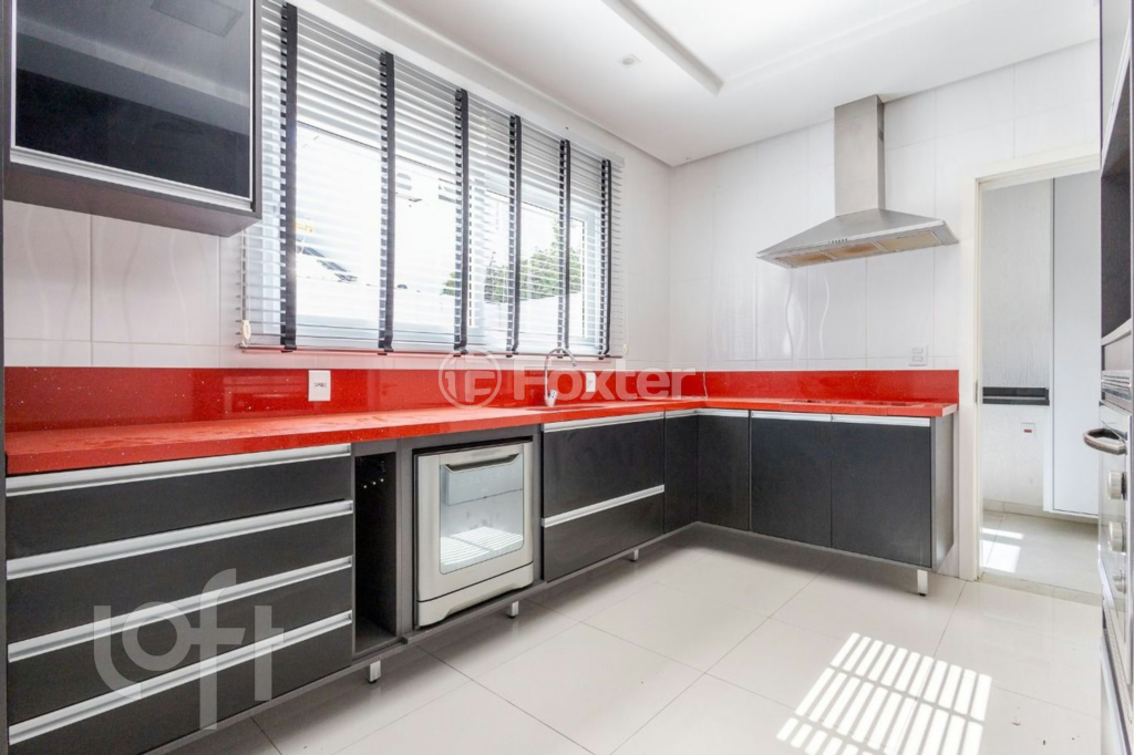 Casa à venda com 3 quartos, 218m² - Foto 10