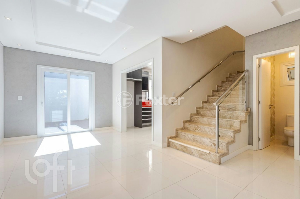 Casa à venda com 3 quartos, 218m² - Foto 5