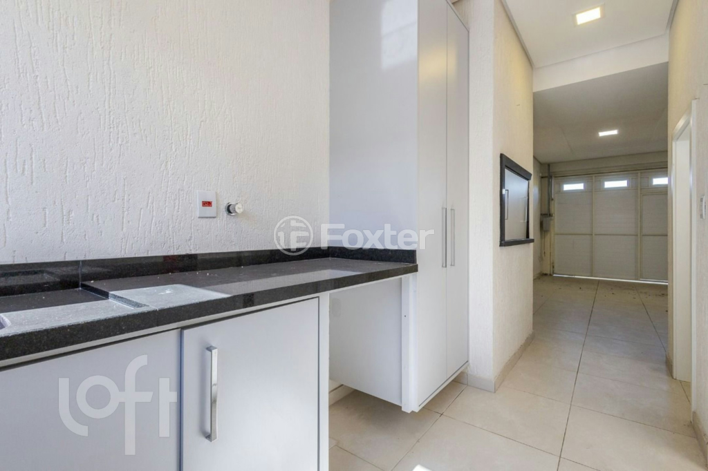 Casa à venda com 3 quartos, 218m² - Foto 12