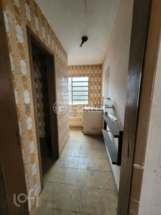 Casa à venda com 2 quartos, 10m² - Foto 7