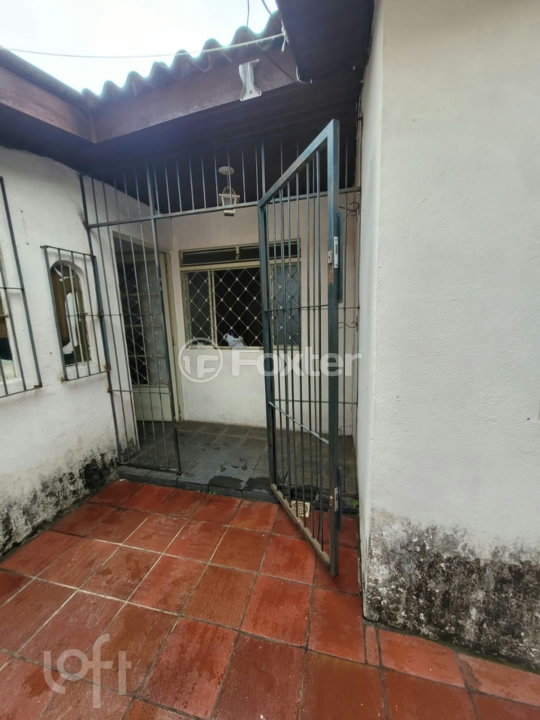 Casa à venda com 2 quartos, 10m² - Foto 18