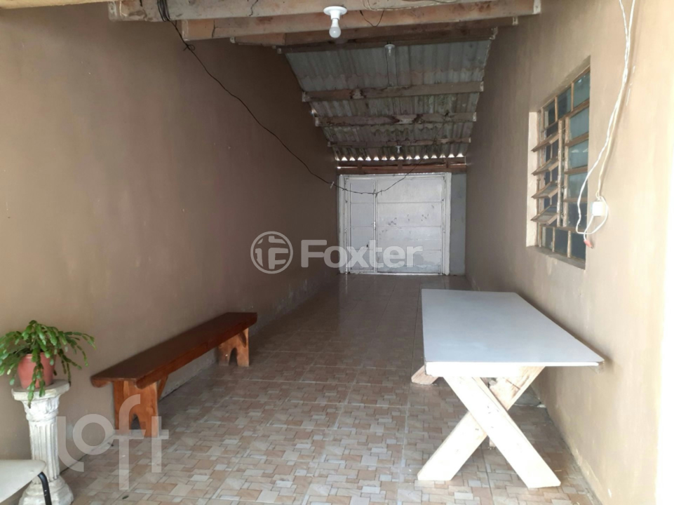 Casa à venda com 2 quartos, 60m² - Foto 5