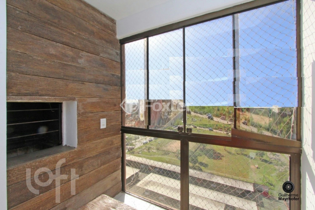 Apartamento à venda com 3 quartos, 68m² - Foto 2