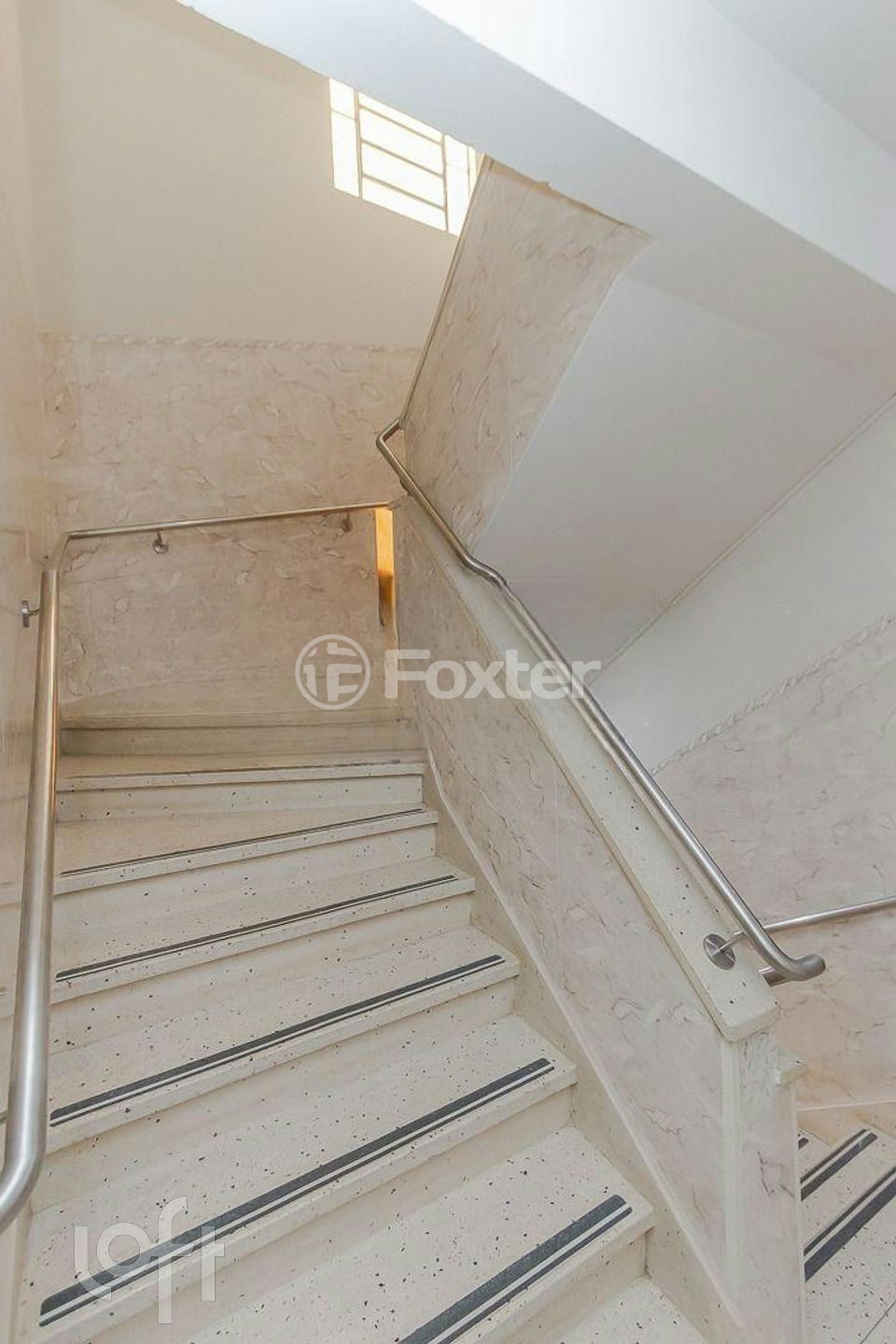 Apartamento à venda com 1 quarto, 45m² - Foto 15