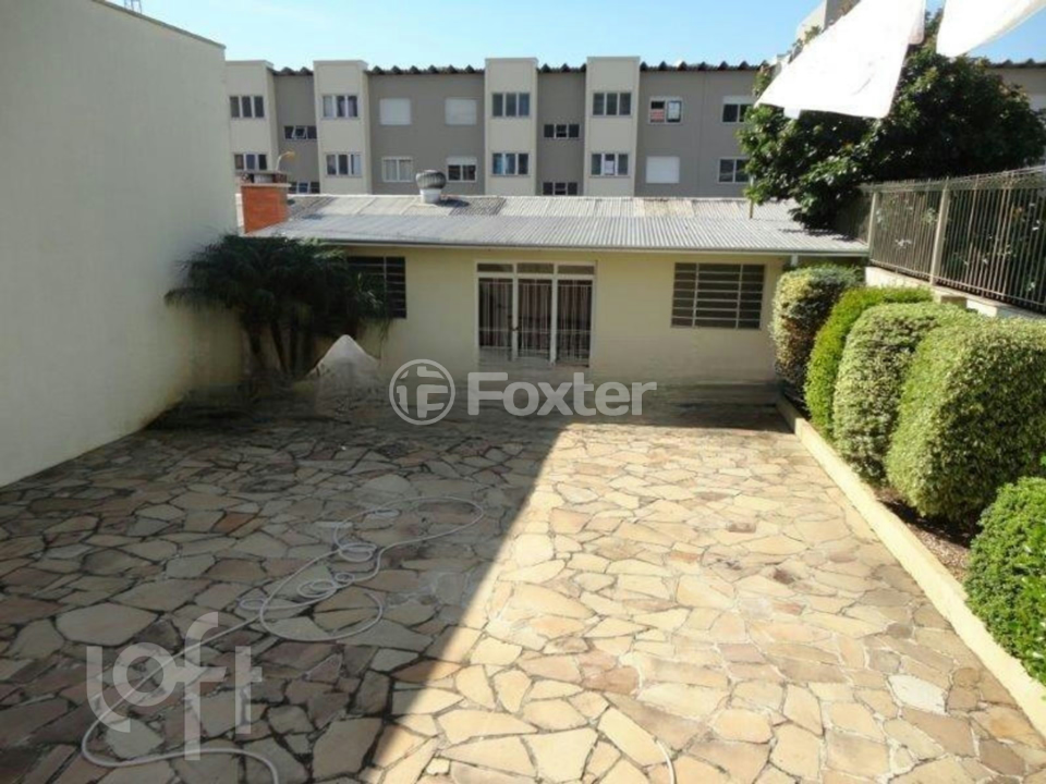Casa à venda com 4 quartos, 420m² - Foto 32