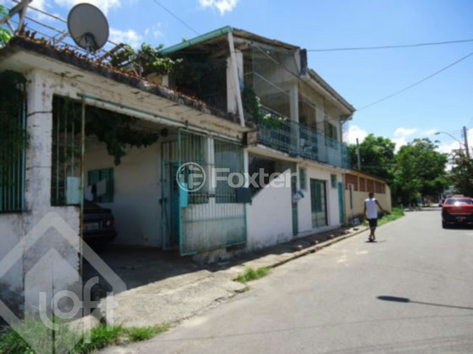 Casa à venda com 6 quartos, 150m² - Foto 4