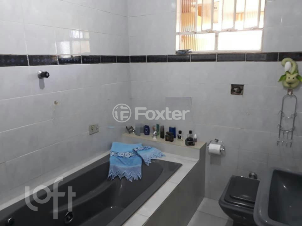 Casa à venda com 3 quartos, 220m² - Foto 6