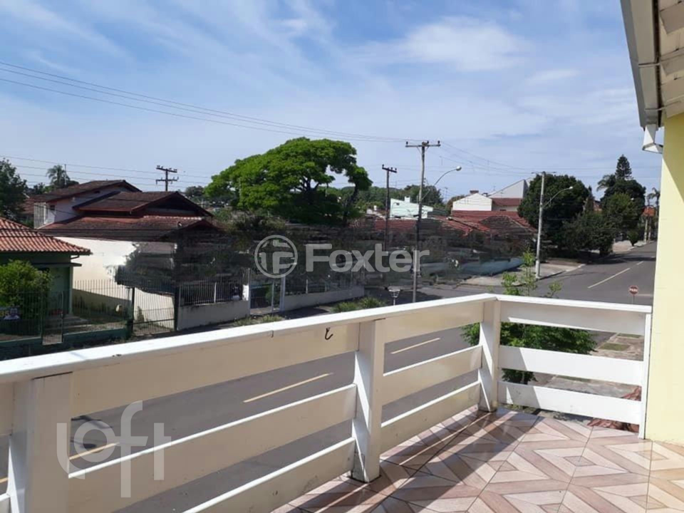 Casa à venda com 3 quartos, 220m² - Foto 7