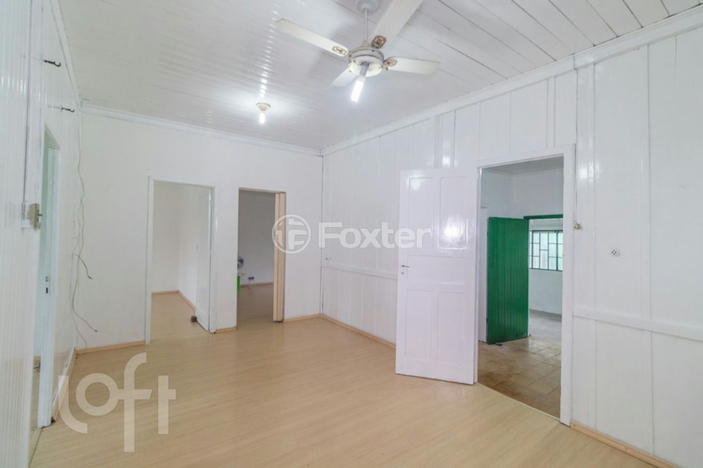 Casa à venda com 2 quartos, 100m² - Foto 2