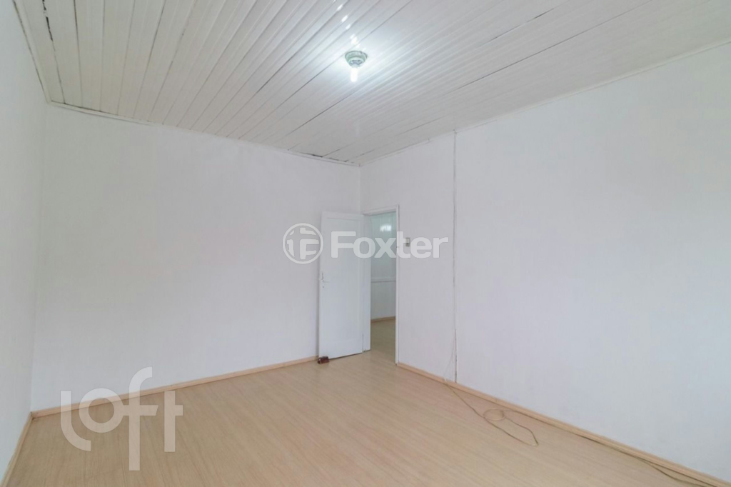 Casa à venda com 2 quartos, 100m² - Foto 4