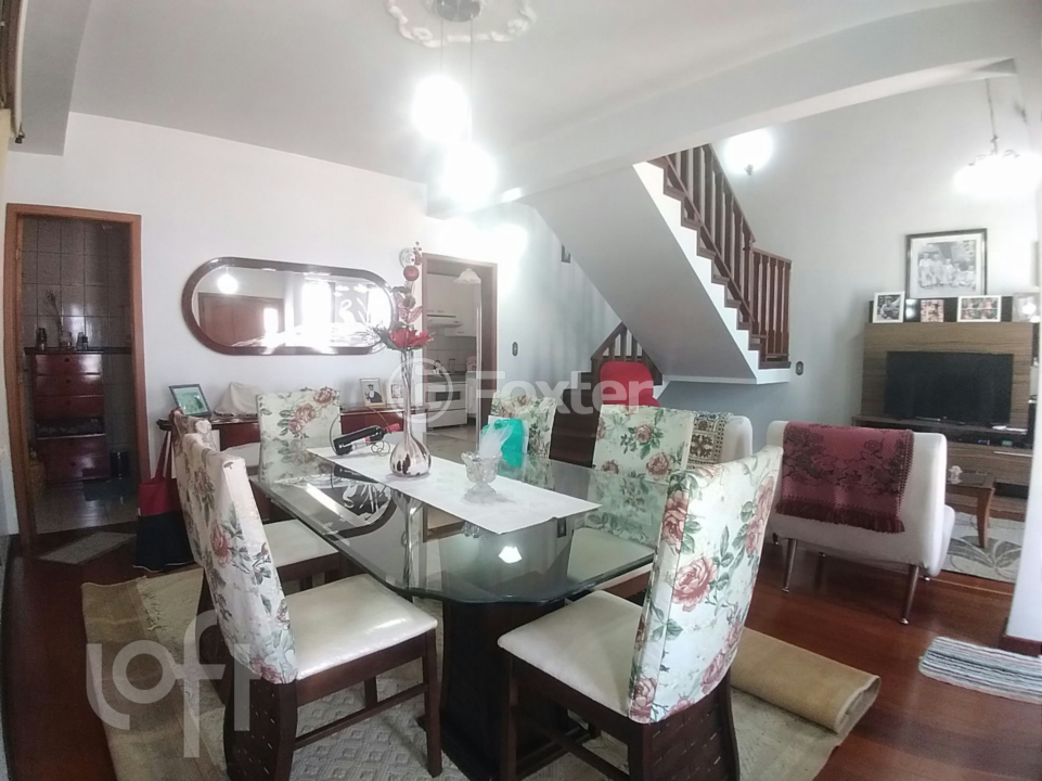 Casa à venda com 3 quartos, 168m² - Foto 2