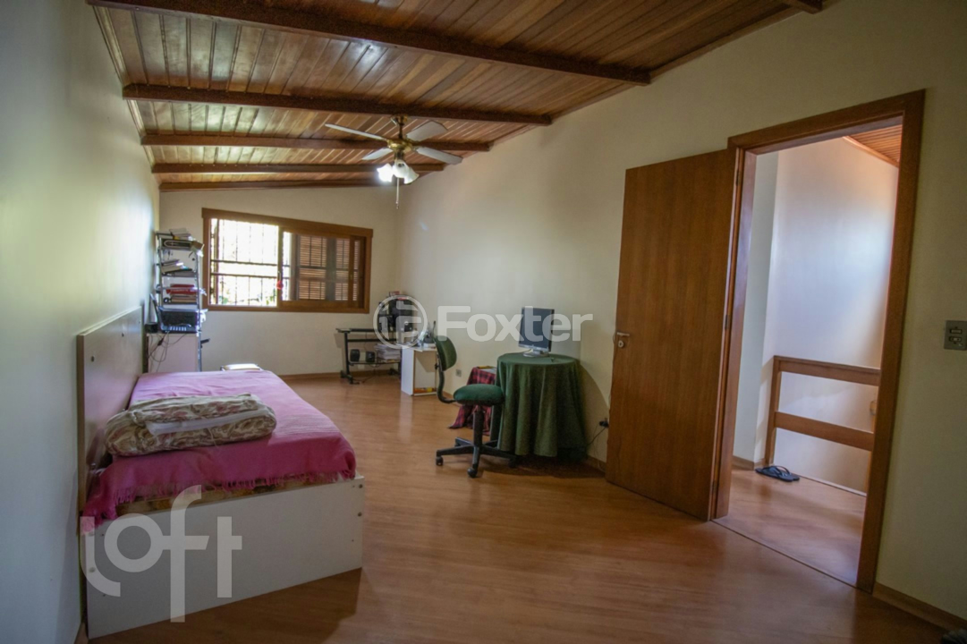 Casa à venda com 4 quartos, 220m² - Foto 12