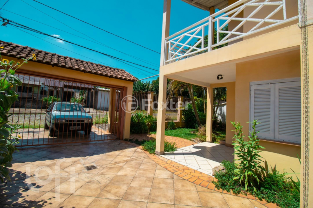 Casa à venda com 4 quartos, 220m² - Foto 35