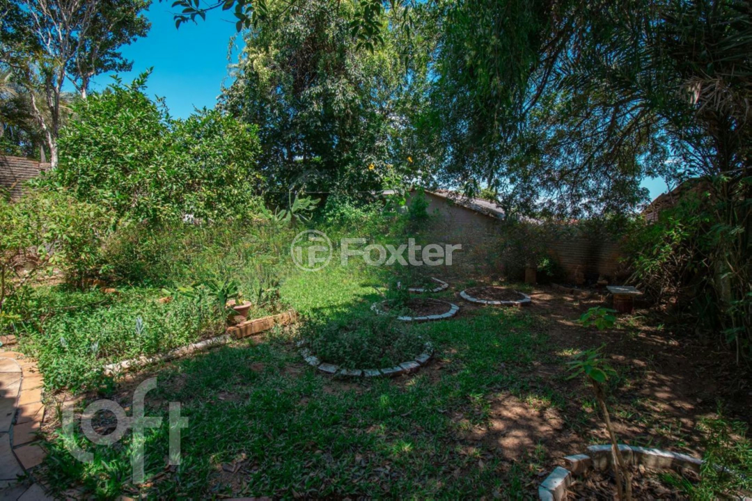 Casa à venda com 4 quartos, 220m² - Foto 30