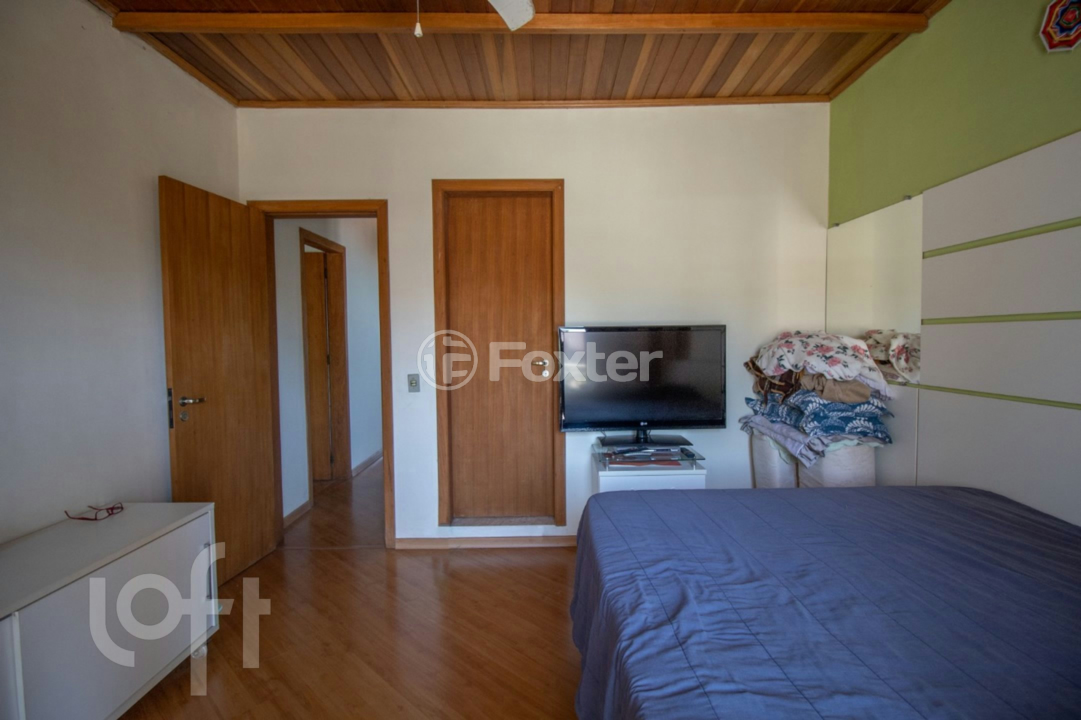 Casa à venda com 4 quartos, 220m² - Foto 11