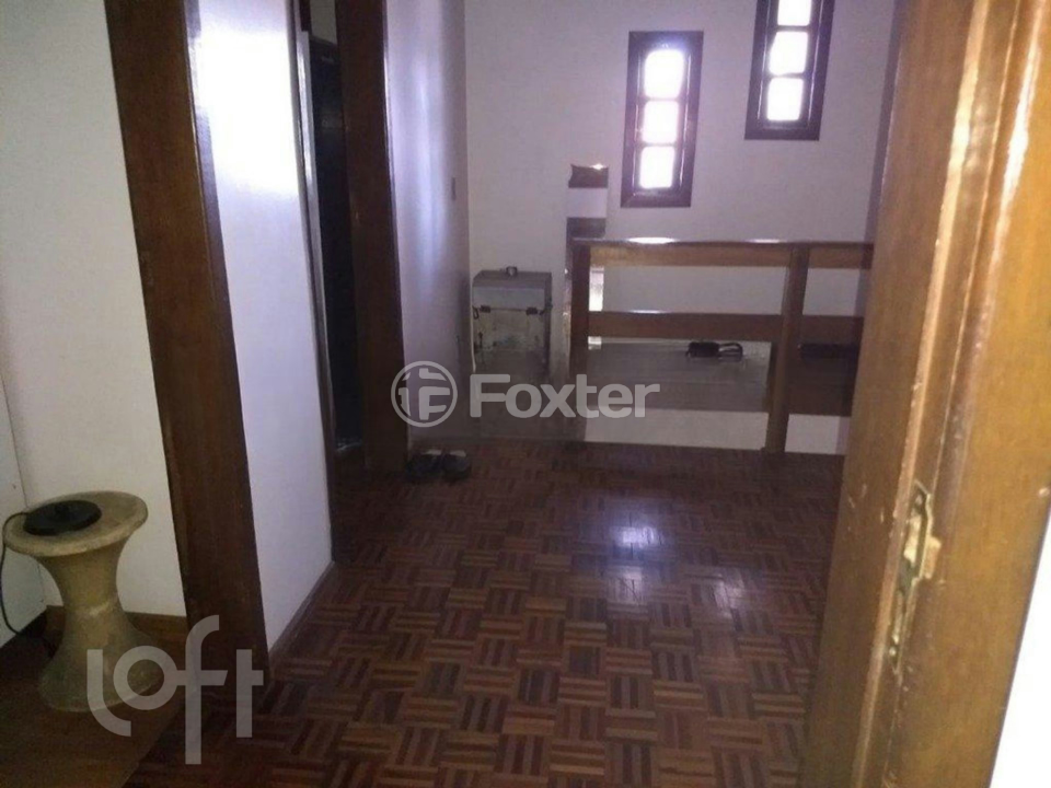 Casa à venda com 6 quartos, 286m² - Foto 8