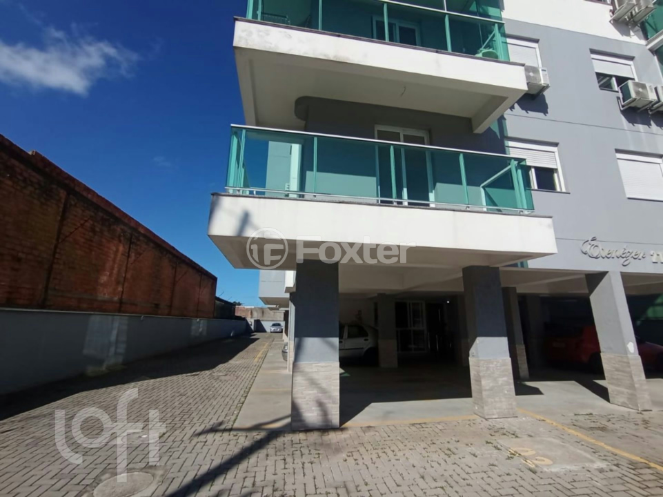 Apartamento à venda com 3 quartos, 90m² - Foto 2