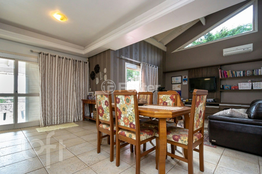 Casa de Condomínio à venda com 3 quartos, 300m² - Foto 7