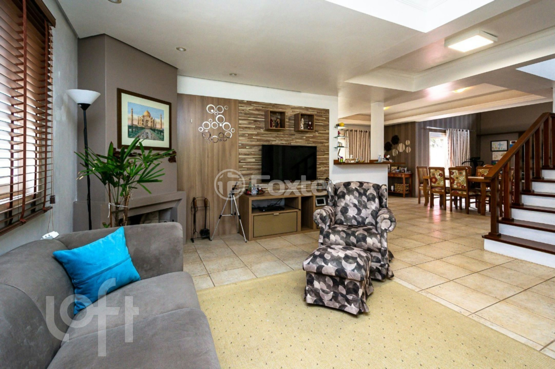 Casa de Condomínio à venda com 3 quartos, 300m² - Foto 6