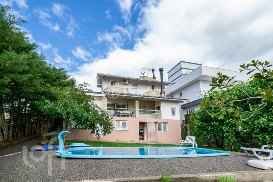 Casa de Condomínio à venda com 3 quartos, 300m² - Foto 26