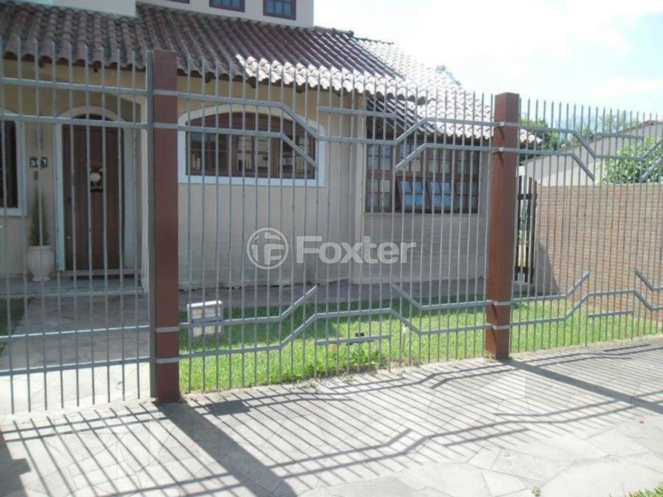 Casa à venda com 3 quartos, 73m² - Foto 1