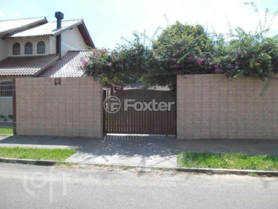 Casa à venda com 3 quartos, 73m² - Foto 2