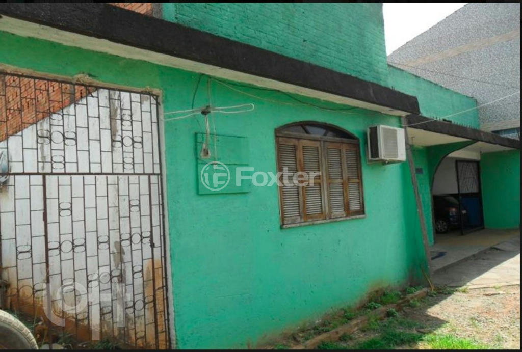 Casa à venda com 3 quartos, 238m² - Foto 2