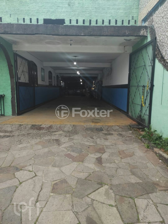 Casa à venda com 3 quartos, 238m² - Foto 14