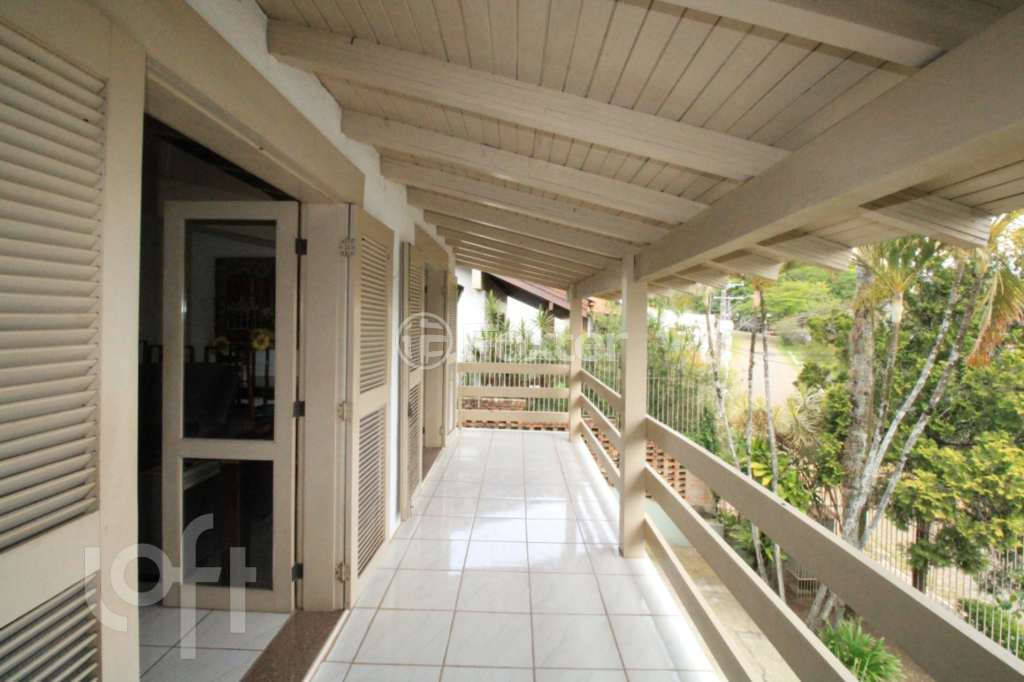 Casa à venda com 4 quartos, 264m² - Foto 16