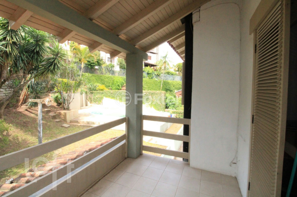 Casa à venda com 4 quartos, 264m² - Foto 29
