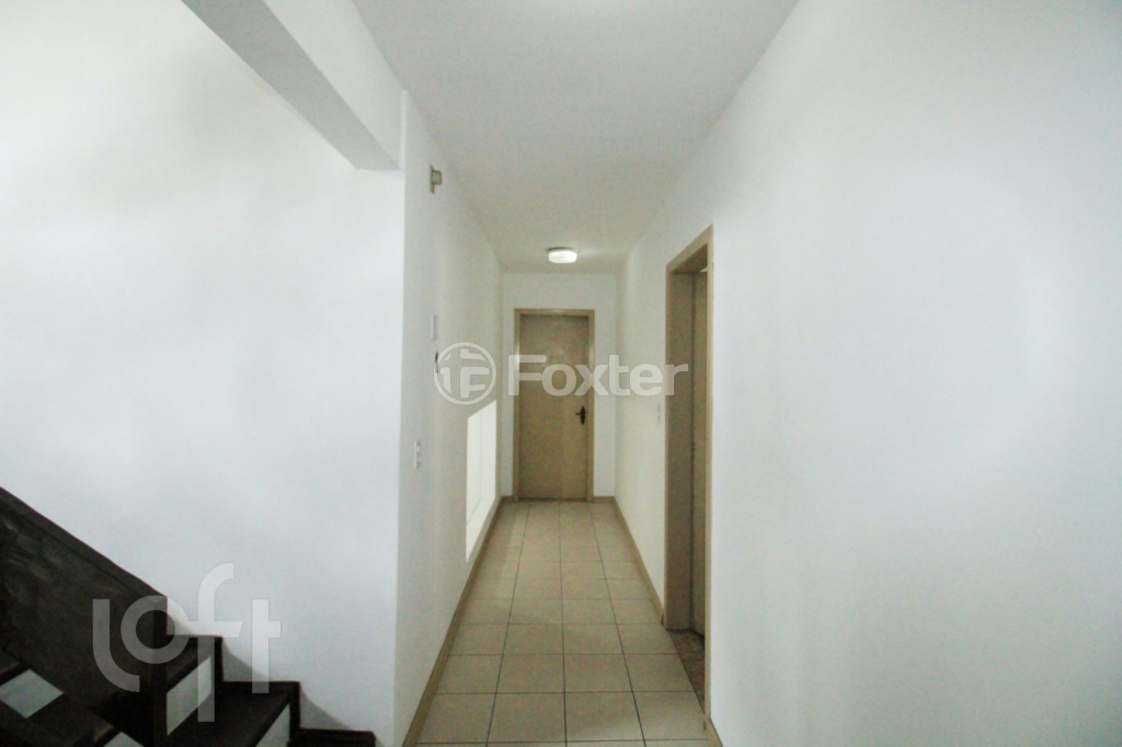 Casa à venda com 4 quartos, 264m² - Foto 9