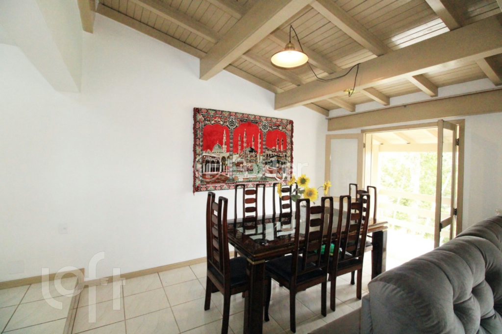 Casa à venda com 4 quartos, 264m² - Foto 11