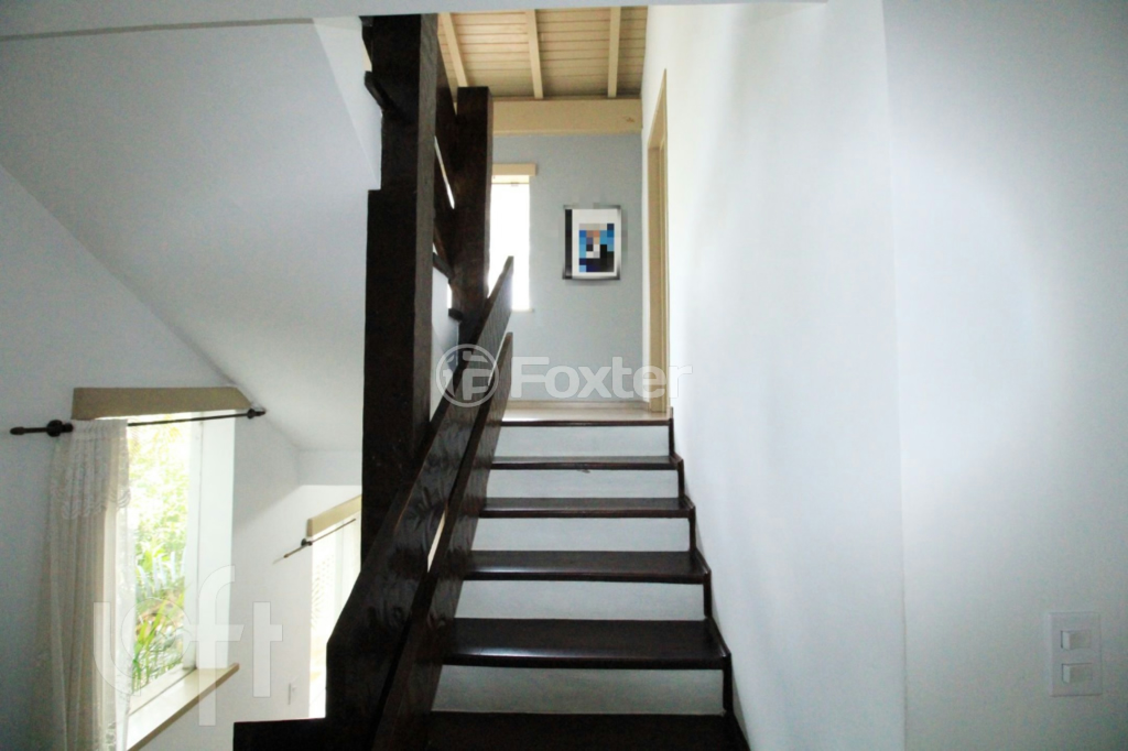 Casa à venda com 4 quartos, 264m² - Foto 18