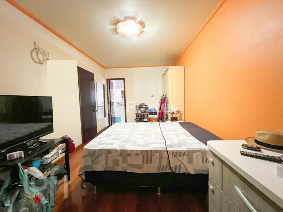 Casa à venda com 3 quartos, 200m² - Foto 8