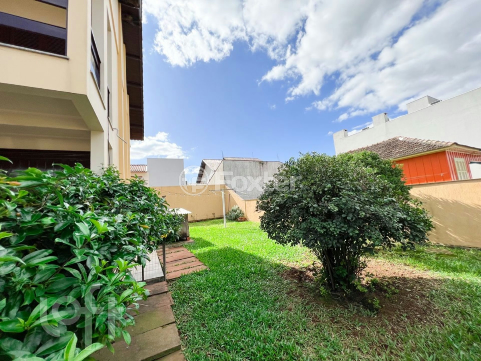 Casa à venda com 3 quartos, 200m² - Foto 26