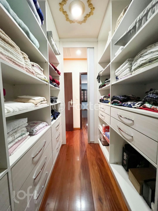 Casa à venda com 3 quartos, 200m² - Foto 10