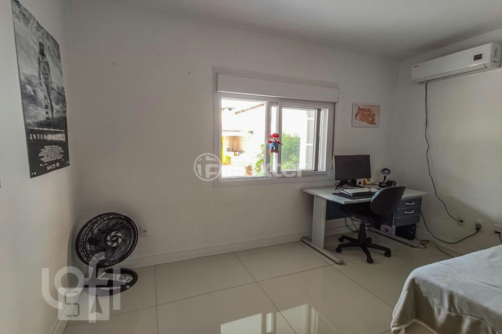 Casa à venda com 4 quartos, 270m² - Foto 7