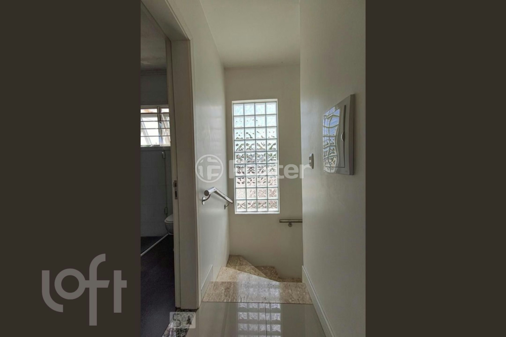 Casa à venda com 4 quartos, 270m² - Foto 22