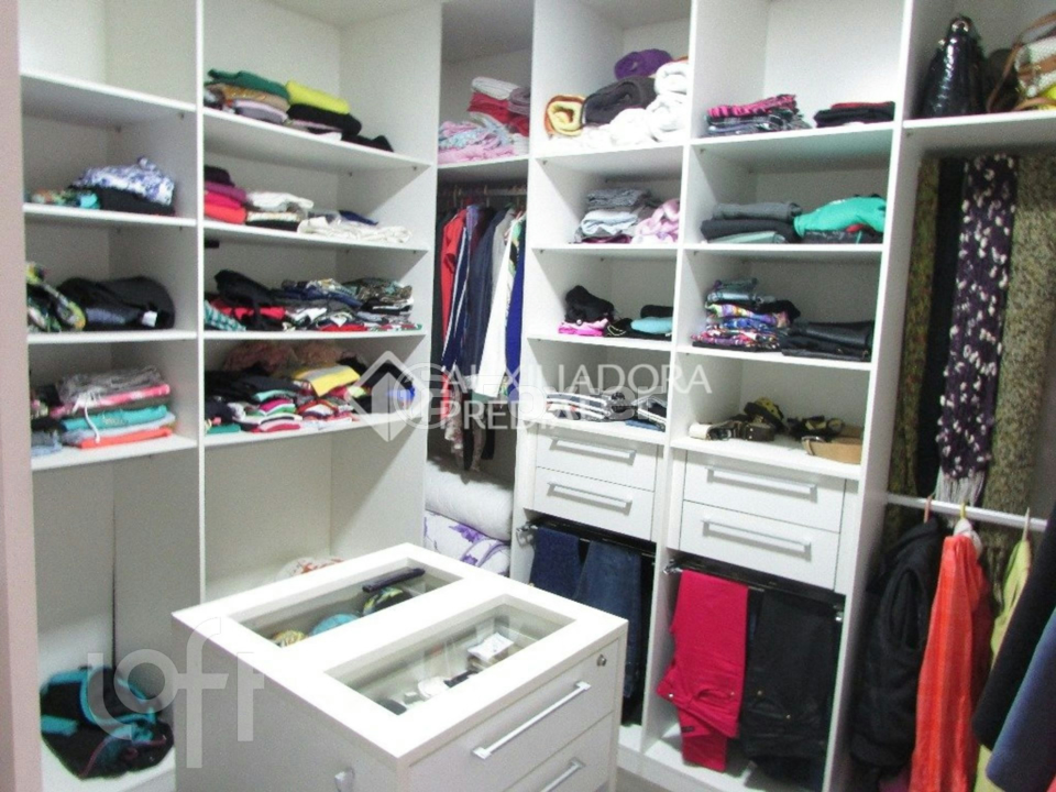 Casa à venda com 3 quartos, 300m² - Foto 11