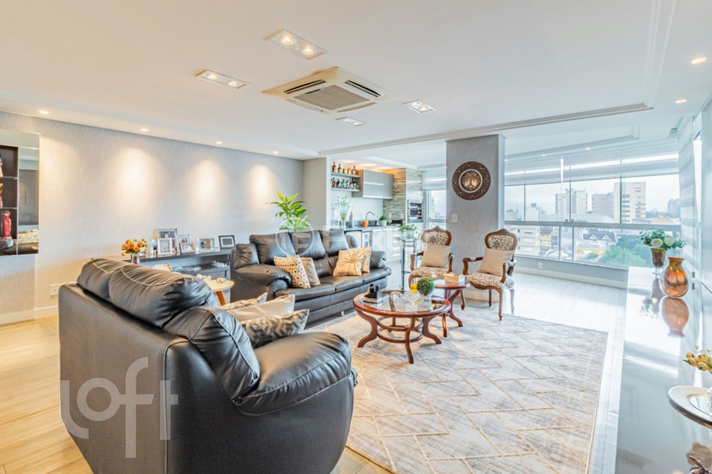 Apartamento à venda com 3 quartos, 156m² - Foto 1