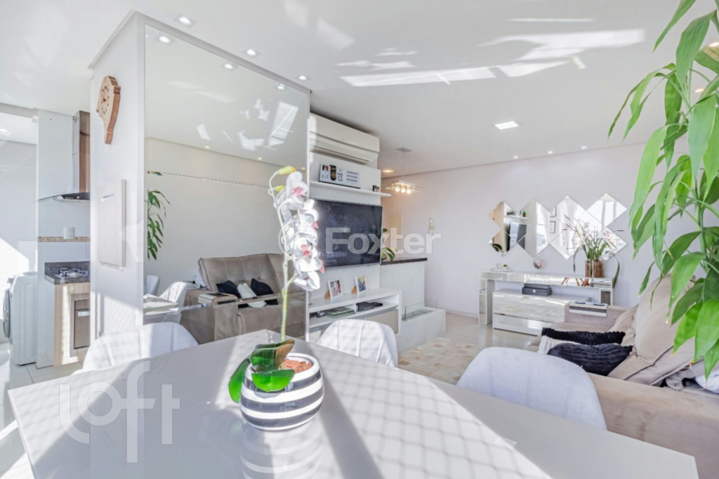 Apartamento à venda com 3 quartos, 94m² - Foto 1