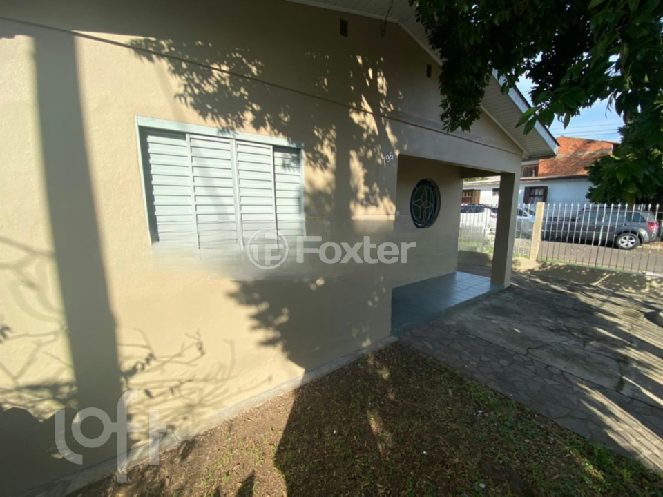 Casa à venda com 3 quartos, 102m² - Foto 2