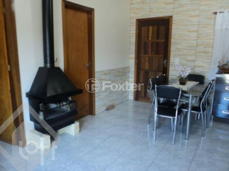Casa à venda com 2 quartos, 48m² - Foto 3