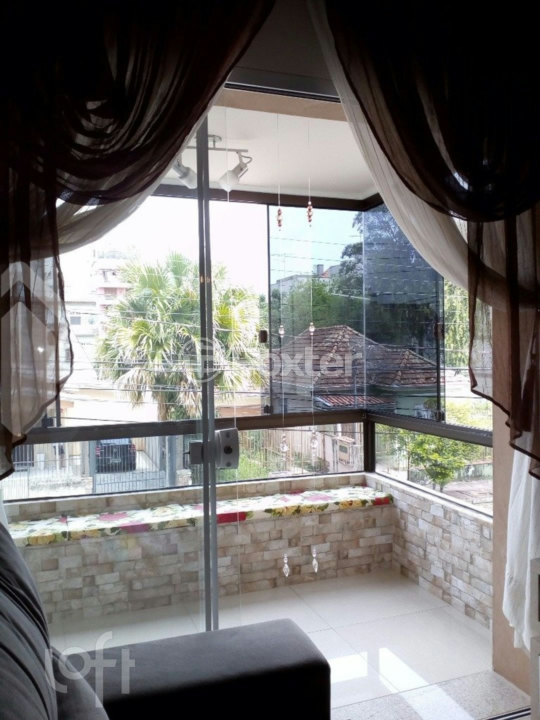 Apartamento à venda com 2 quartos, 61m² - Foto 2