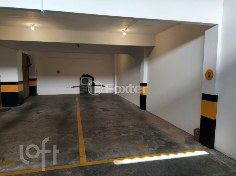 Apartamento à venda com 3 quartos, 195m² - Foto 28