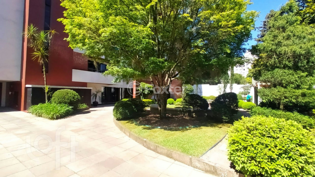 Apartamento à venda com 3 quartos, 195m² - Foto 2