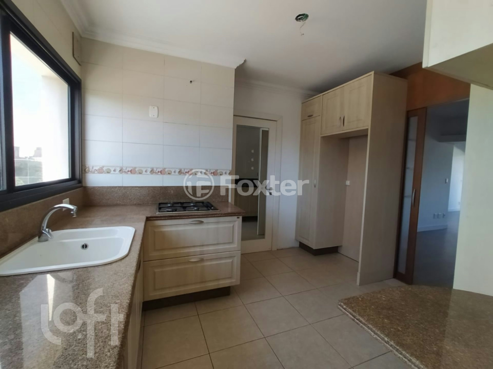 Apartamento à venda com 3 quartos, 195m² - Foto 9