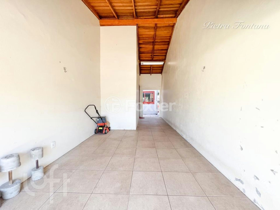 Casa à venda com 4 quartos, 83m² - Foto 4