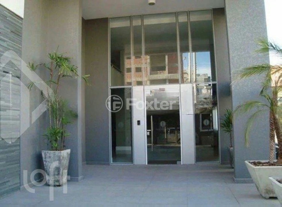 Apartamento à venda com 3 quartos, 206m² - Foto 2