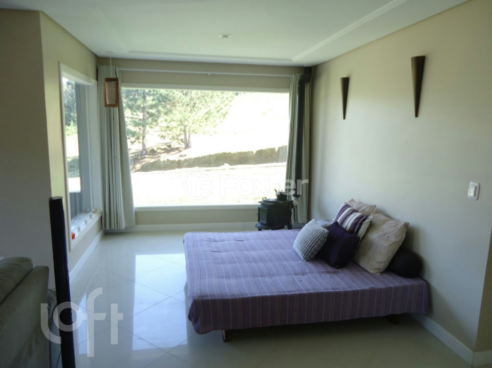 Casa de Condomínio à venda com 3 quartos, 320m² - Foto 9